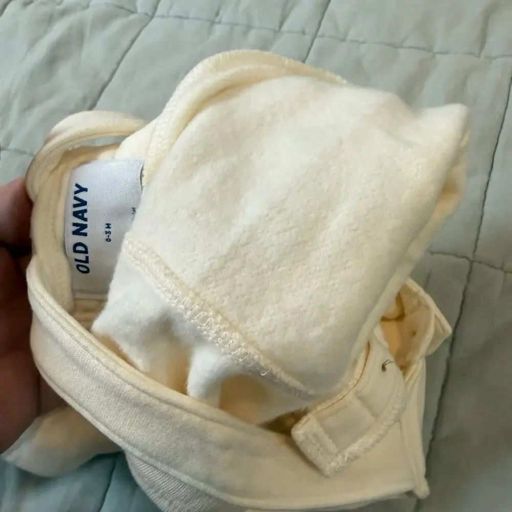 NWT Old Navy Fleece Overalls Soft Romper Baby Boy Girl 0-3 Months Cream Ivory